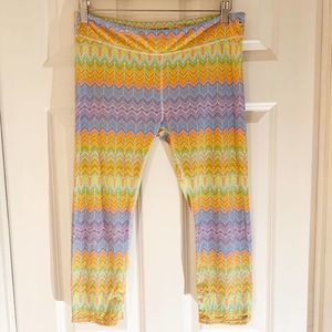 2-ONEILL 365 Chevron Multi Color Crop Leggings XL